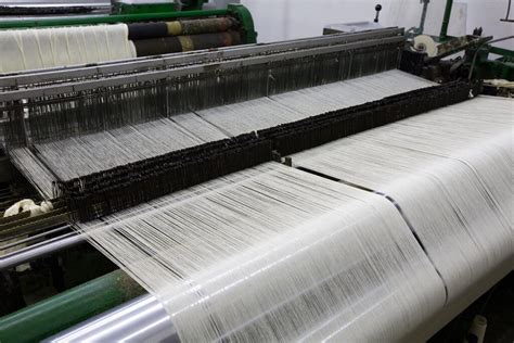 Universal Cotton Yarn – Revolutionizing Weaving and Knitting Processes for Superior Textiles!